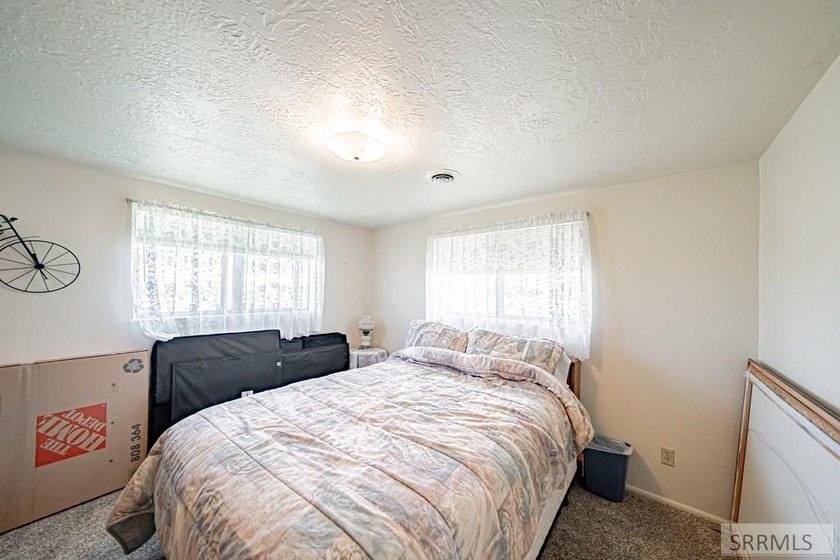 Experience the beauty of riverfront living with this incredible - photo 20