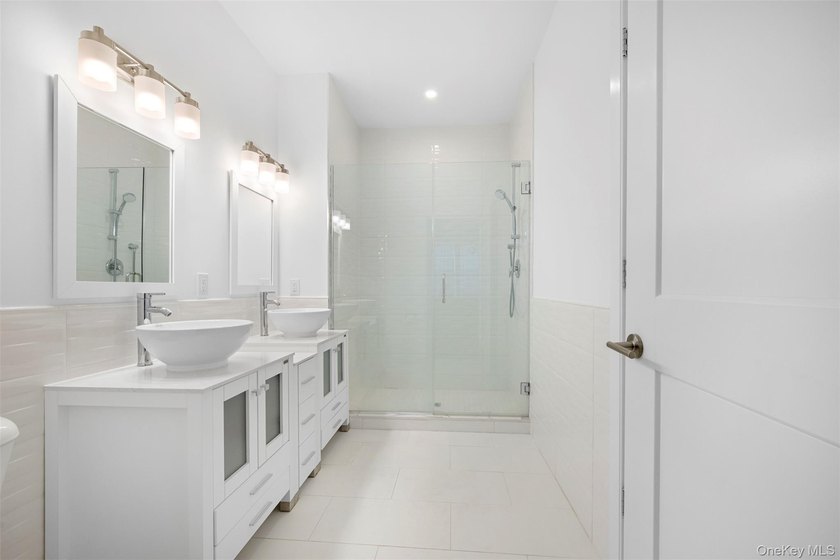 Rare Lower-Level End Unit at Breton Hills - 55+ Enjoy Affordable - photo 28