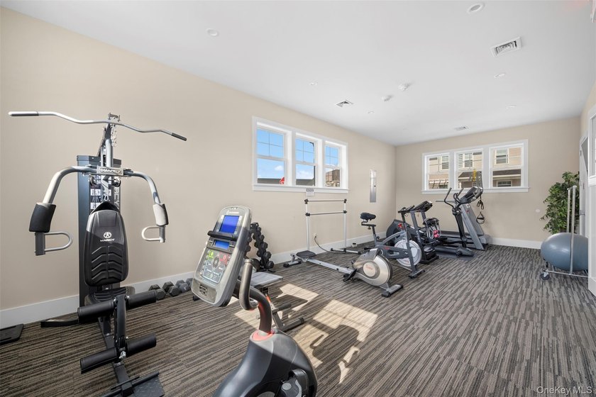Rare Lower-Level End Unit at Breton Hills - 55+ Enjoy Affordable - photo 44