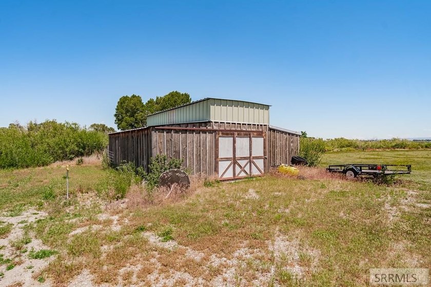 Experience the beauty of riverfront living with this incredible - photo 46