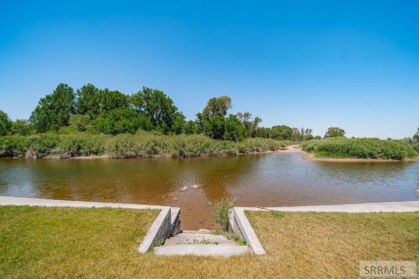 Experience the beauty of riverfront living with this incredible - photo 48
