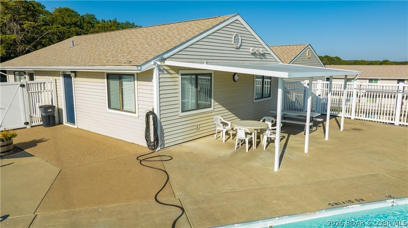 Enjoy lake life this summer with this beautifully updated - photo 18