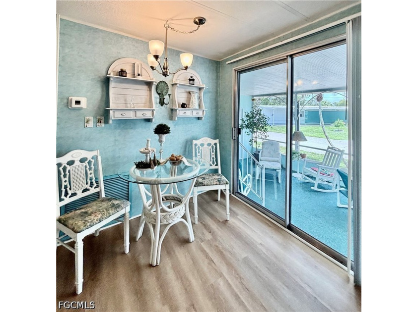 BEAUTIFULLY FURNISHED AND DECORATED--AND IT'S ALL INCLUDED!!! - photo 14