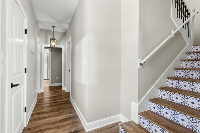 Incredible opportunity to own a fantastic 4-bedroom, 3-bath home - photo 15