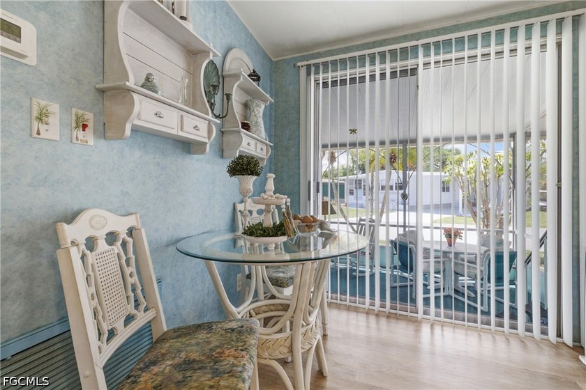 BEAUTIFULLY FURNISHED AND DECORATED--AND IT'S ALL INCLUDED!!! - photo 15