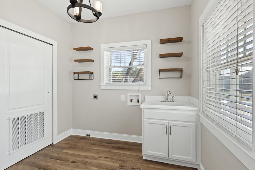 Incredible opportunity to own a fantastic 4-bedroom, 3-bath home - photo 16