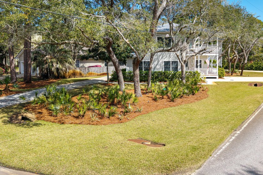 Incredible opportunity to own a fantastic 4-bedroom, 3-bath home - photo 40