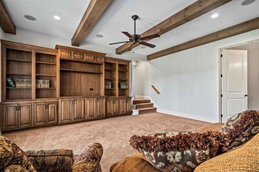 Wonderful Golf Course Home...Price Improvement SOLD - photo 27