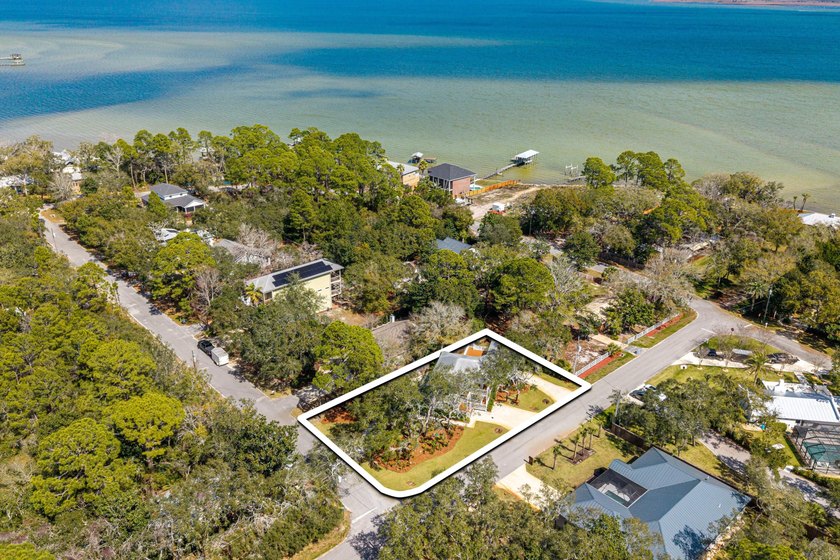 Incredible opportunity to own a fantastic 4-bedroom, 3-bath home - photo 43