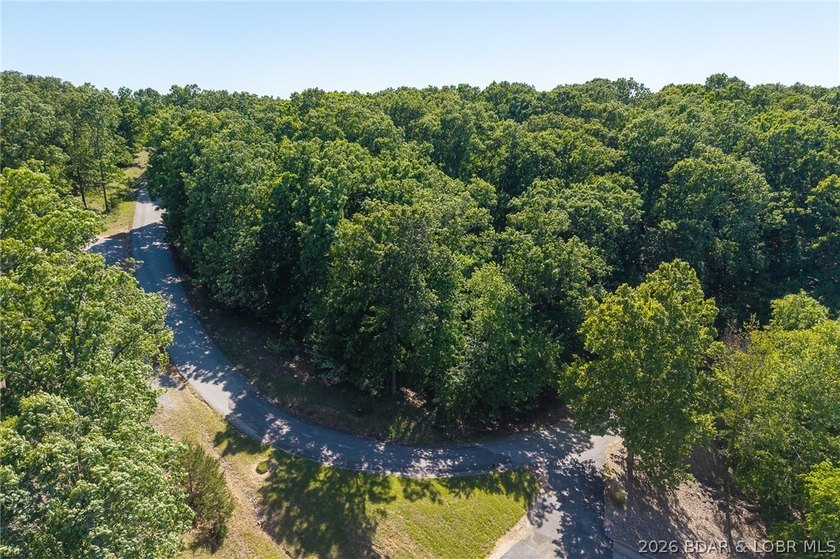 Exceptional 25-acre development opportunity in the highly - photo 47