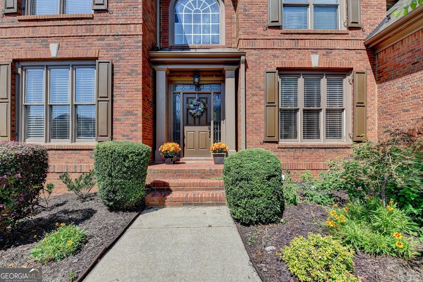 PRICE TO SELL!!! Welcome to this stunning 5-bedroom, 5 full bath - photo 2