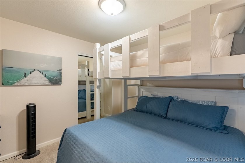 Enjoy large lake views and effortless access at this beautifully - photo 37