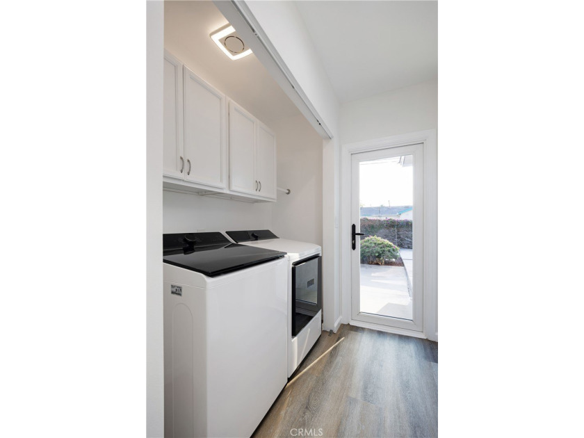 Welcome home to 3833 Ocana Avenue, a fully remodeled 3-bedroom - photo 19