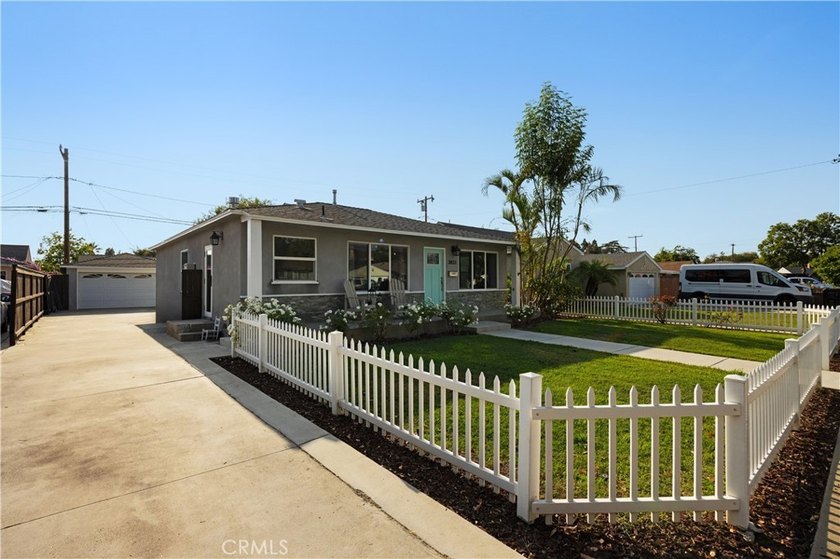 Welcome home to 3833 Ocana Avenue, a fully remodeled 3-bedroom - photo 34