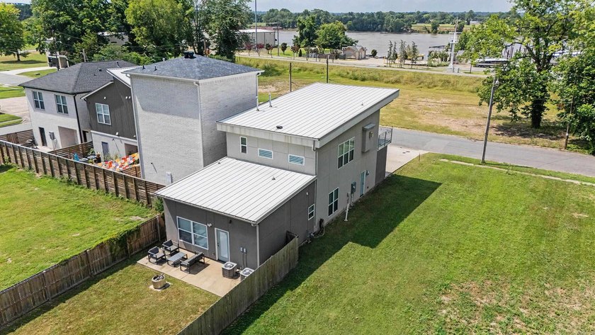 Breathtaking Arkansas River views and an unbeatable downtown - photo 16