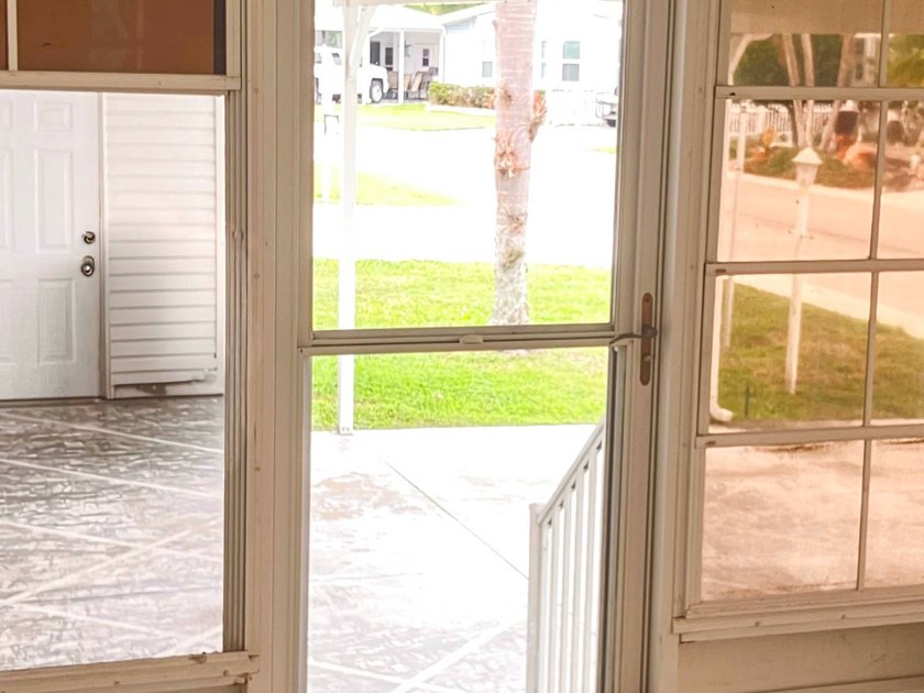 Welcome to this charming 3-bedroom, 2-bath Palm Harbor - photo 22