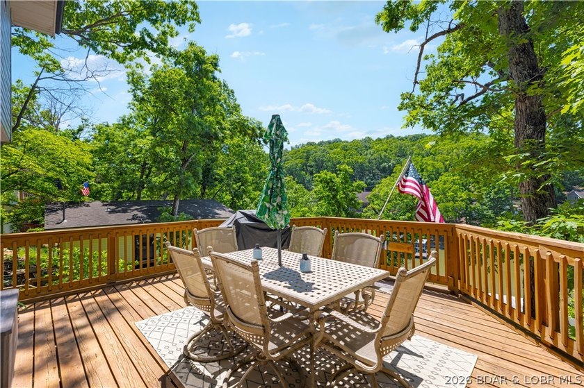 Tucked along a quiet cove at the 3 MM, 131 Walnut Drive is the - photo 24