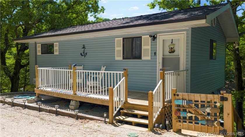 Tucked along a quiet cove at the 3 MM, 131 Walnut Drive is the - photo 26