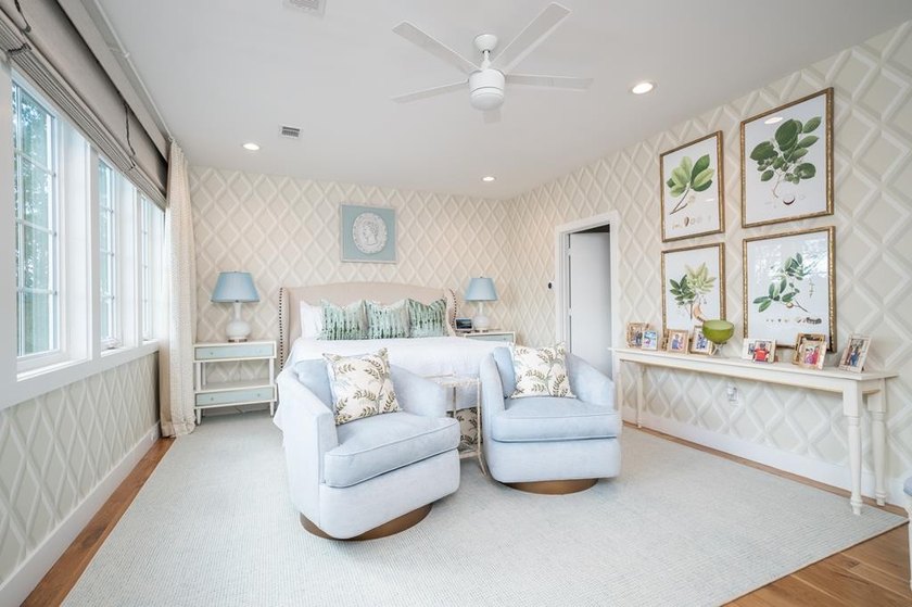 BEAUTIFUL home with STUNNING views of the Highlands Lake! No - photo 48