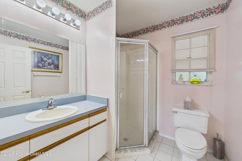 Adorable Lil Doll House for Starter Home or Investor or - photo 22