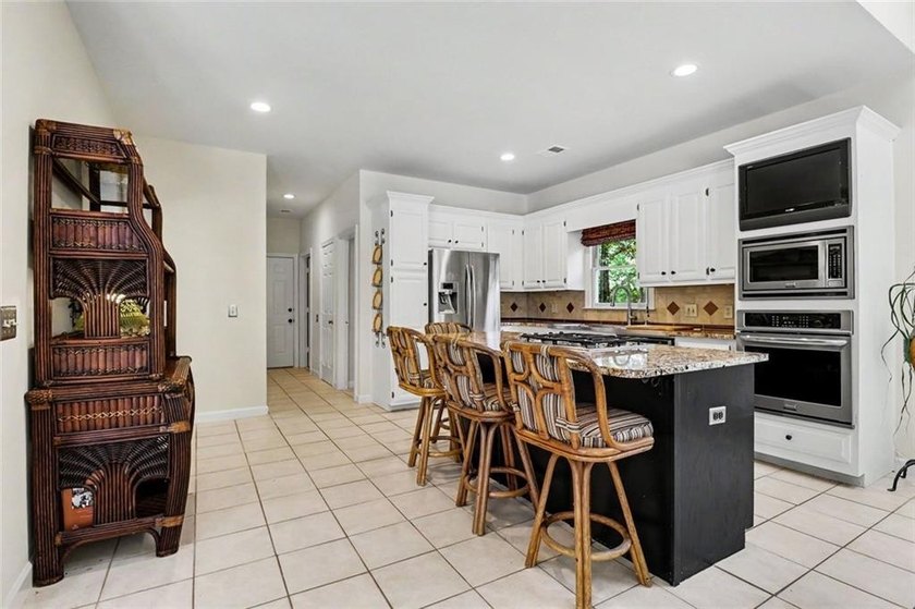 Welcome to 2565 Fairview Drive-an exceptional and hard-to-find - photo 10
