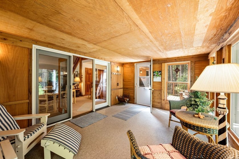 Tucked away in the woods and just a short walk from deeded water - photo 18
