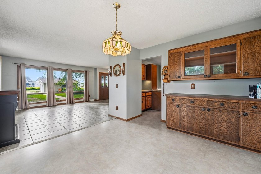 MOTIVATED SELLER!! Wake up to stunning east-facing views of Sauk - photo 15