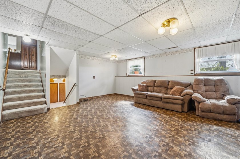 MOTIVATED SELLER!! Wake up to stunning east-facing views of Sauk - photo 26