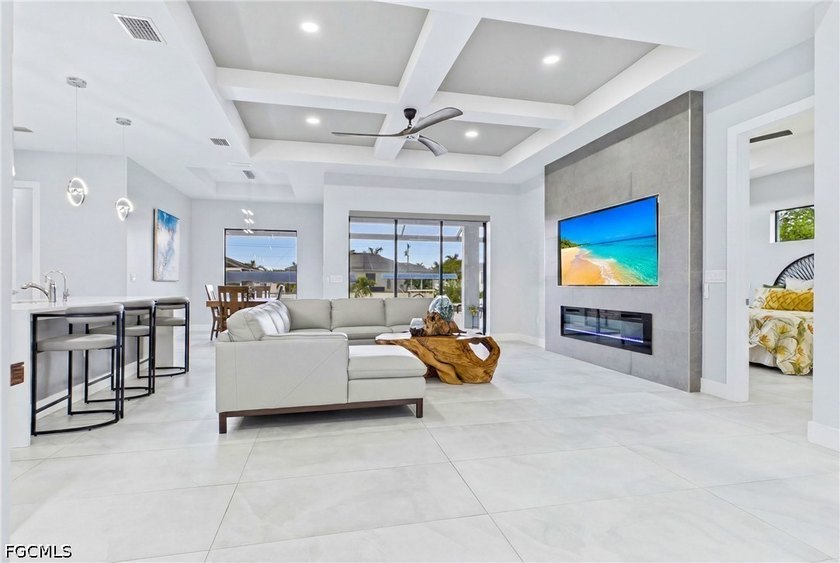 NEW CONSTRUCTION QUALITY WITHOUT THE WAIT. Built in 2023, this - photo 12
