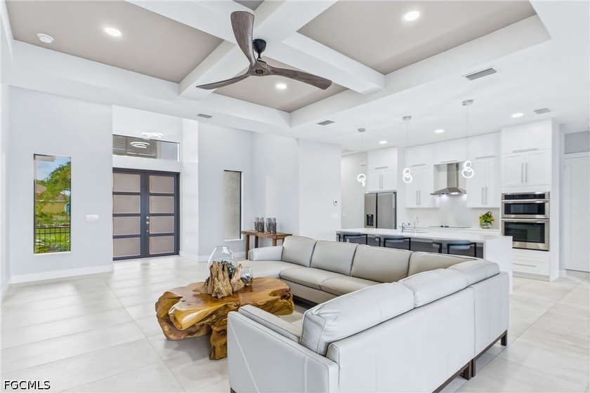 NEW CONSTRUCTION QUALITY WITHOUT THE WAIT. Built in 2023, this - photo 17