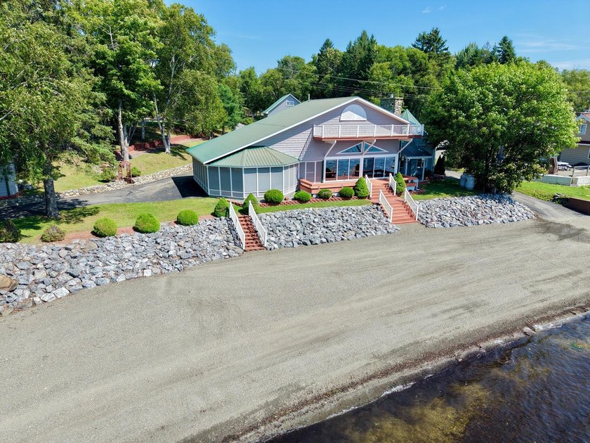 Welcome to one of Eagle Lake's most exceptional waterfront - photo 6