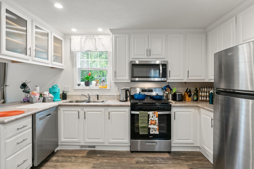 Welcome to 4 Clover Corner Lane, a thoughtfully designed - photo 13