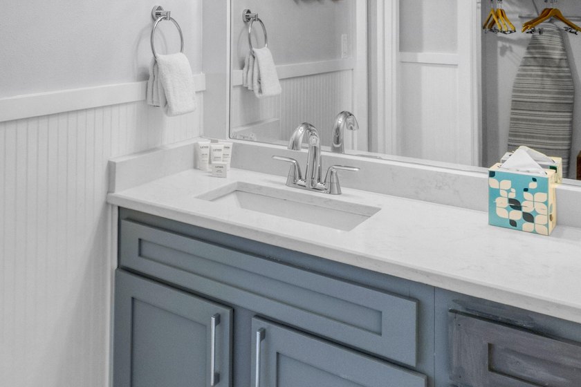 This beautifully appointed 2-bedroom, 2-bath condo is move-in or - photo 18