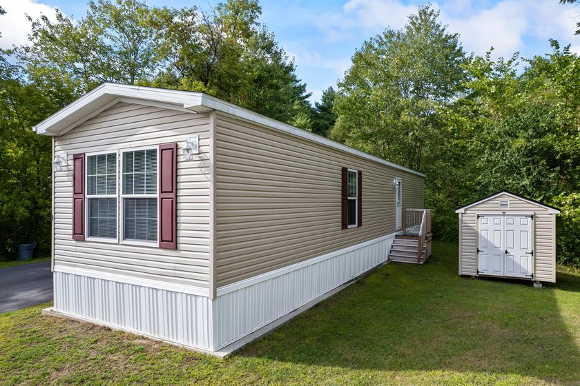 Welcome to 4 Clover Corner Lane, a thoughtfully designed - photo 24