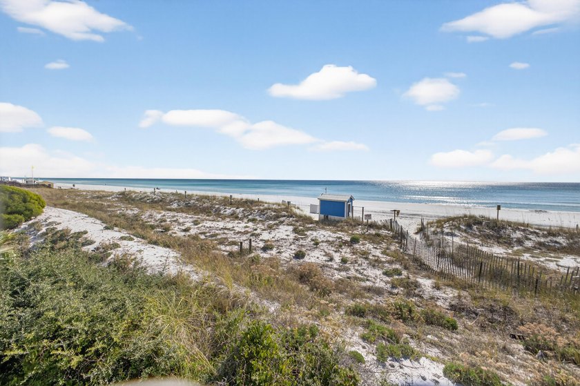This beautifully appointed 2-bedroom, 2-bath condo is move-in or - photo 35