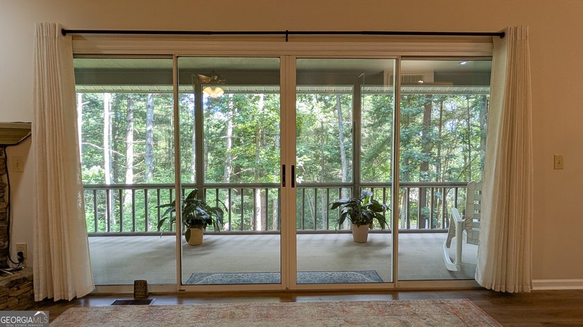 Welcome to 5302 Summerwood Lane, a very private home set high - photo 37