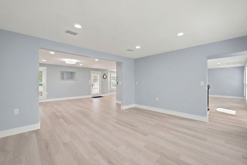 Emerald Pointe | Coastal Luxury Reimagined Welcome to Emerald - photo 21