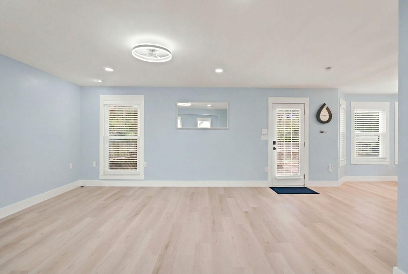 Emerald Pointe | Coastal Luxury Reimagined Welcome to Emerald - photo 34