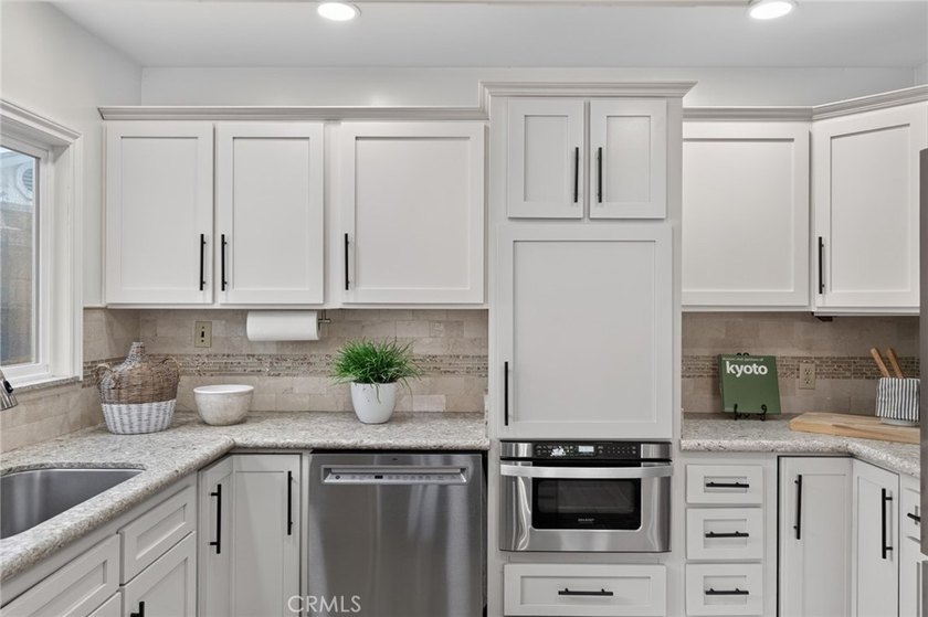 Excellent opportunity to own a home on an expansive 10,049 sq - photo 12