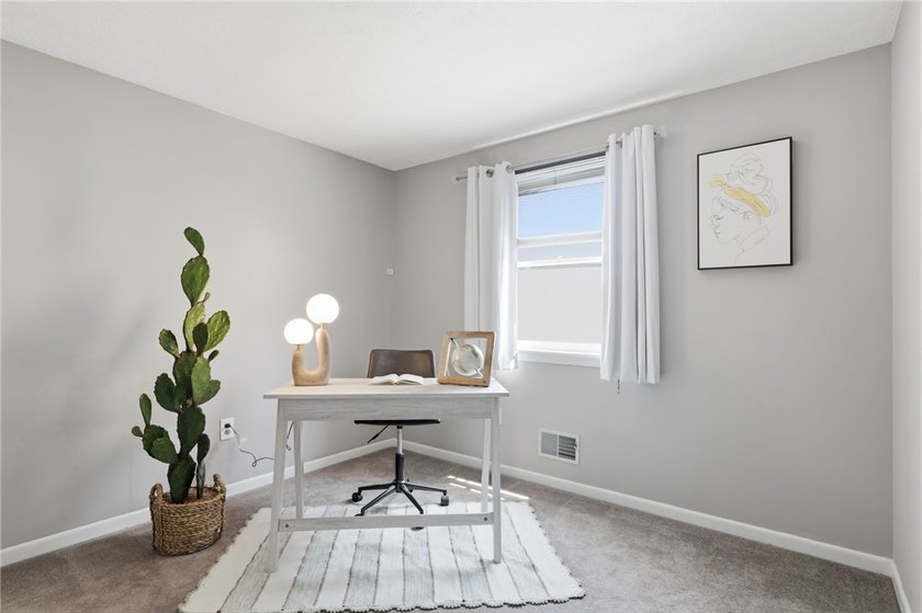 Welcome to 2 Casimir Circle in Rochester's 14617 ZIP code! - photo 18