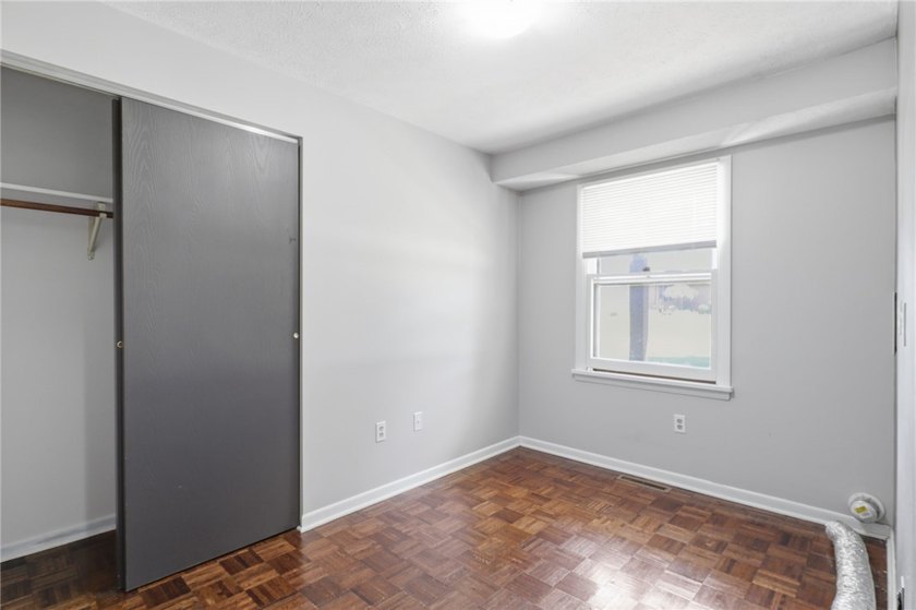 Welcome to 2 Casimir Circle in Rochester's 14617 ZIP code! - photo 20