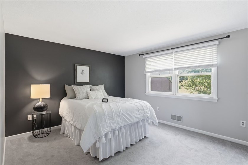 Welcome to 2 Casimir Circle in Rochester's 14617 ZIP code! - photo 22