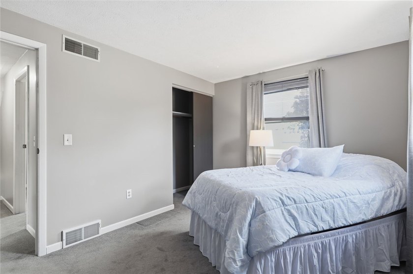 Welcome to 2 Casimir Circle in Rochester's 14617 ZIP code! - photo 26