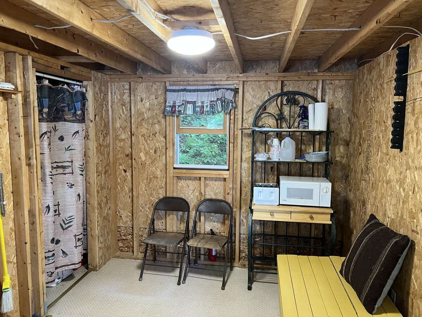 Here is your chance to own your special place on the lake. This - photo 9
