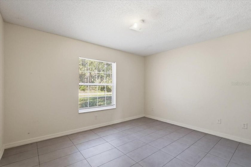 Investment opportunity awaits! This duplex offers two units - photo 19