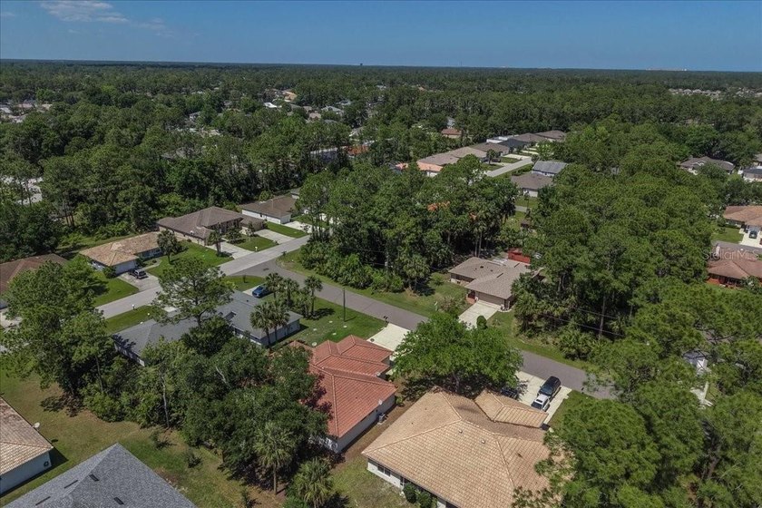 Investment opportunity awaits! This duplex offers two units - photo 40