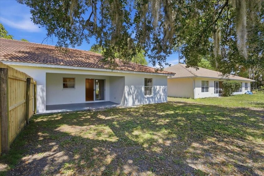 Investment opportunity awaits! This duplex offers two units - photo 45