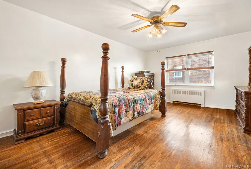 This beautifully maintained 2-family home in the desirable - photo 7