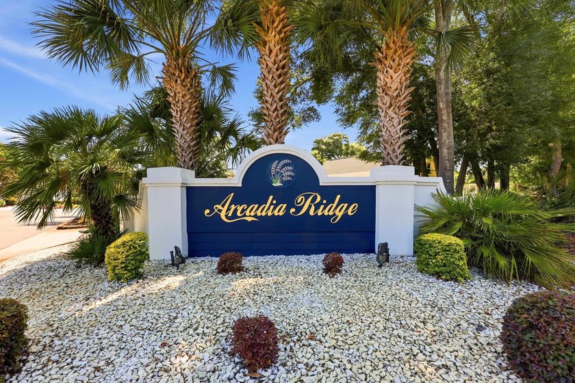 Come and see this beautiful beach oasis today. A beautiful brick - photo 46