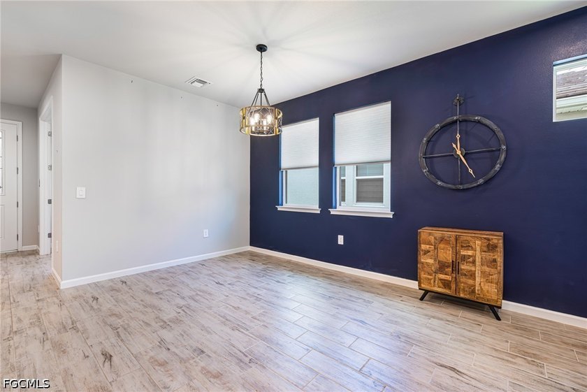 Welcome to Bonavie Cove, one of Fort Myers' most desirable gated - photo 15